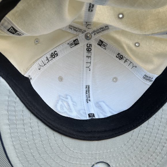 New Era MLB New York Mets “Enflame" fitted size 8 - Picture 5 of 5